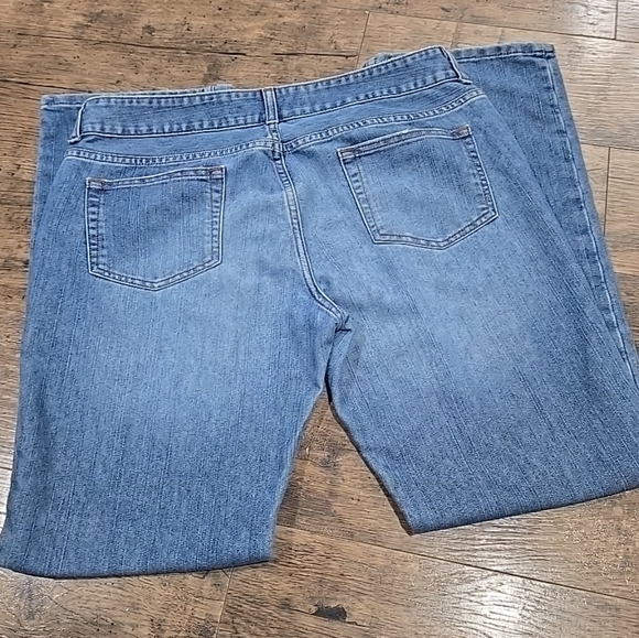 Route 66 womens straight leg jeans sz 16 midrise medium wash - Picture 3 of 7